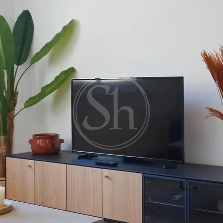 Huge Sagrada Familia Apartment *